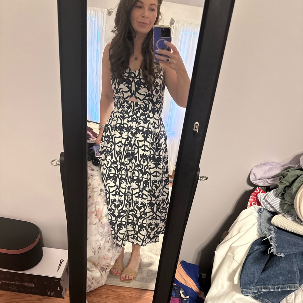 Elegant navy and White Floral Midi Dress